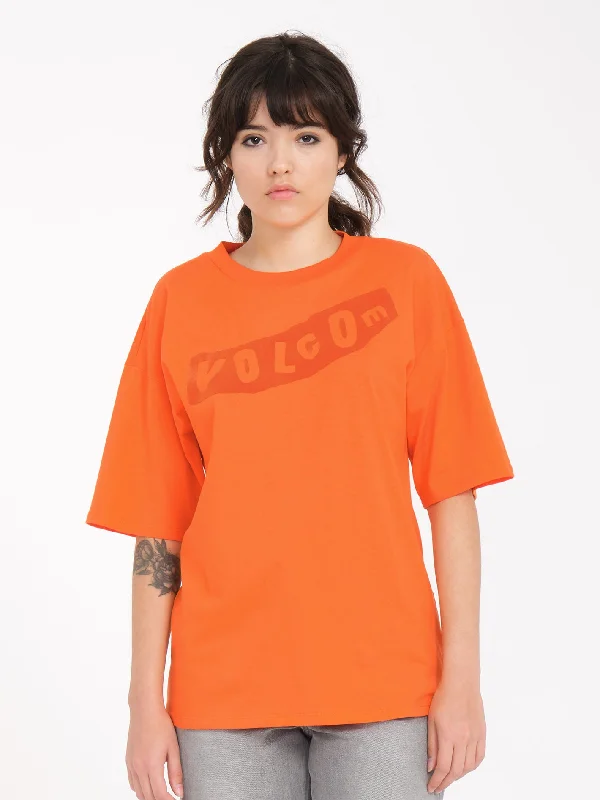 Pistol T-shirt - CARROTFleece T-Shirts