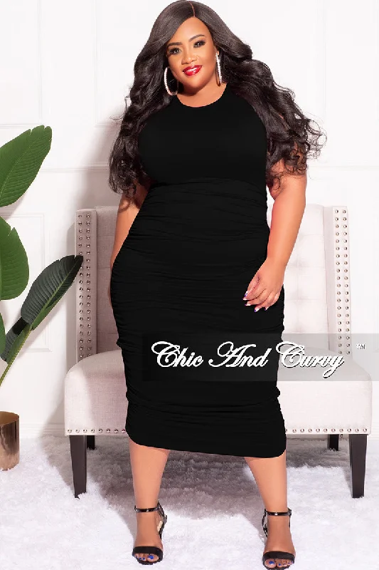 Final Sale Plus Size Ruched Bodycon Dress in BlackWomen's home tops