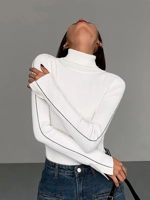 Contrast Piping Turtleneck SweaterHunting Knit Tops