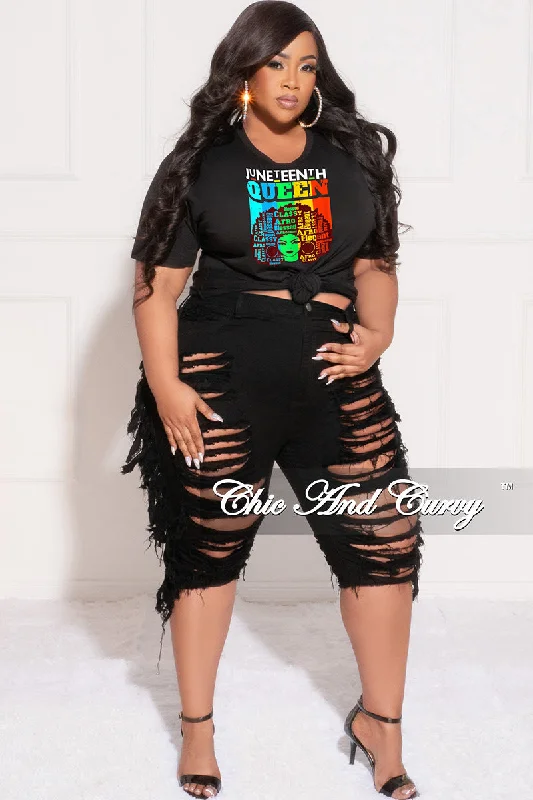 Final Sale Plus Size "Juneteenth Queen" T-Shirt in BlackWomen's spring tops