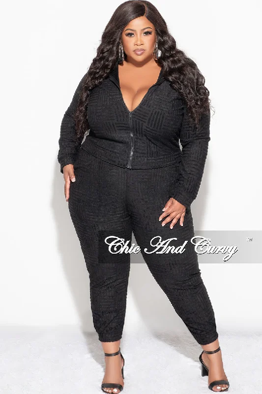 Final Sale Plus Size 2pc Velvet Hooded Zip-Up Jacket and Pants Set in BlackLarge women's wrinkle-free tops