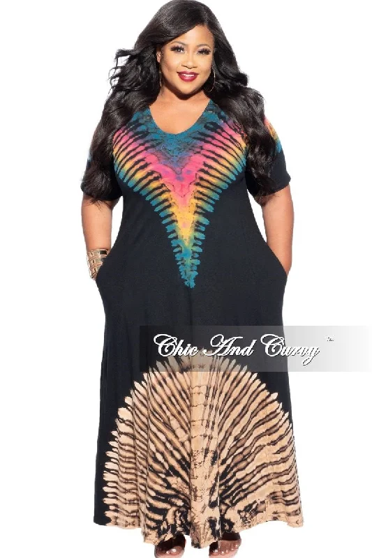 Final Sale Plus Size Maxi Dress in Black Rainbow Tie Dye PrintWomen's home tops