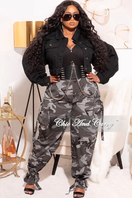 *Final Sale Plus Size Denim Jacket with Balloon Sleeves in BlackWomen's summer tops