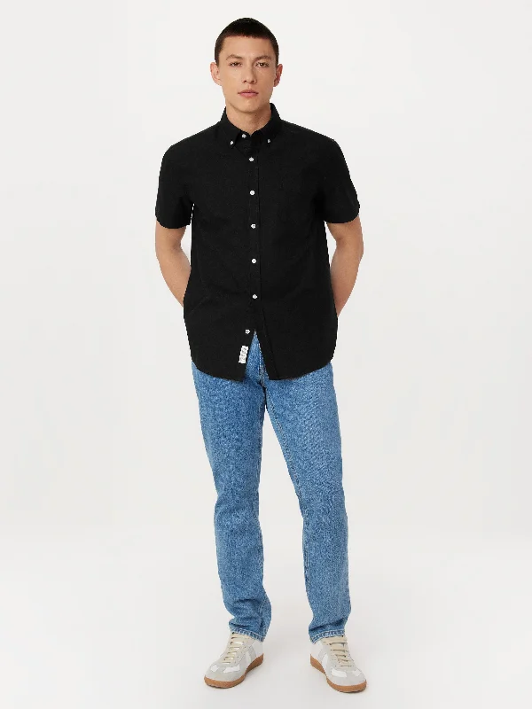 Travel Short Sleeve TopsThe Jasper Short Sleeve Oxford Shirt in Black