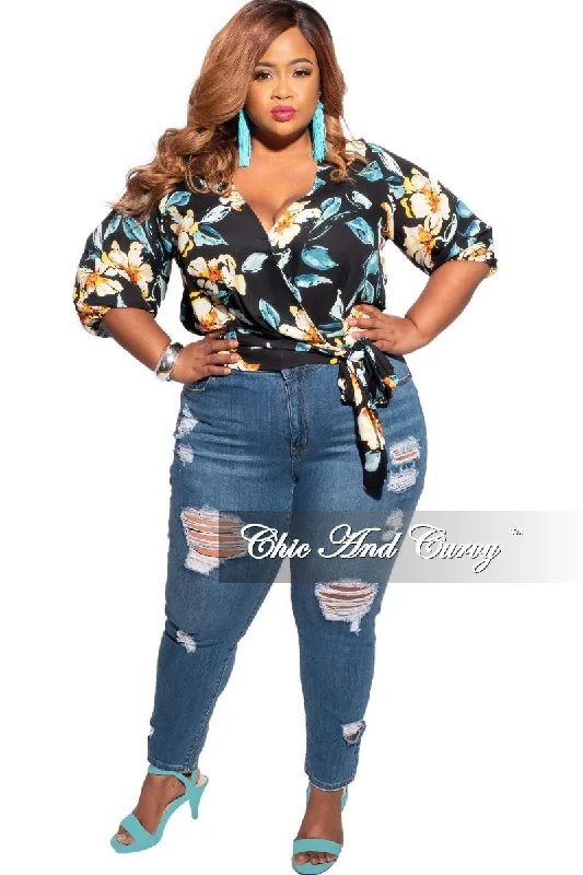 Final Sale Plus Size Distressed Jeans in Medium DenimWomen's short sleeve tops