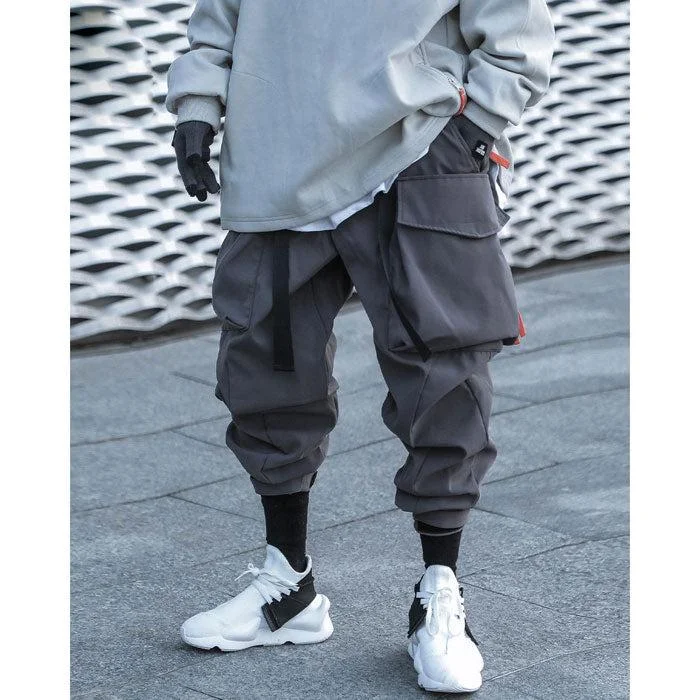 Pegged PantsTechwear Cargo Pants "Kigiri"