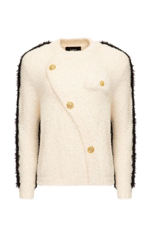 Knitted TeeFLUFFY GOLD BUTTON WHITE SWEATER